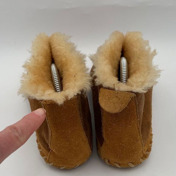 L.L. Bean suede leather wool lined moccasin style slippers Mens size 7 Woman 9 main image 11
